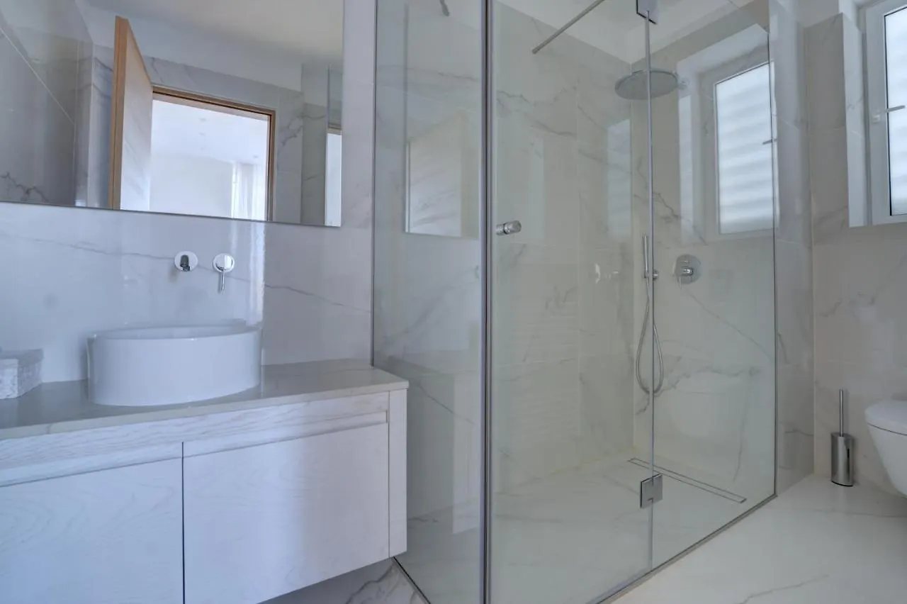 Vila Blue Waves Beachfront Protaras 0*,