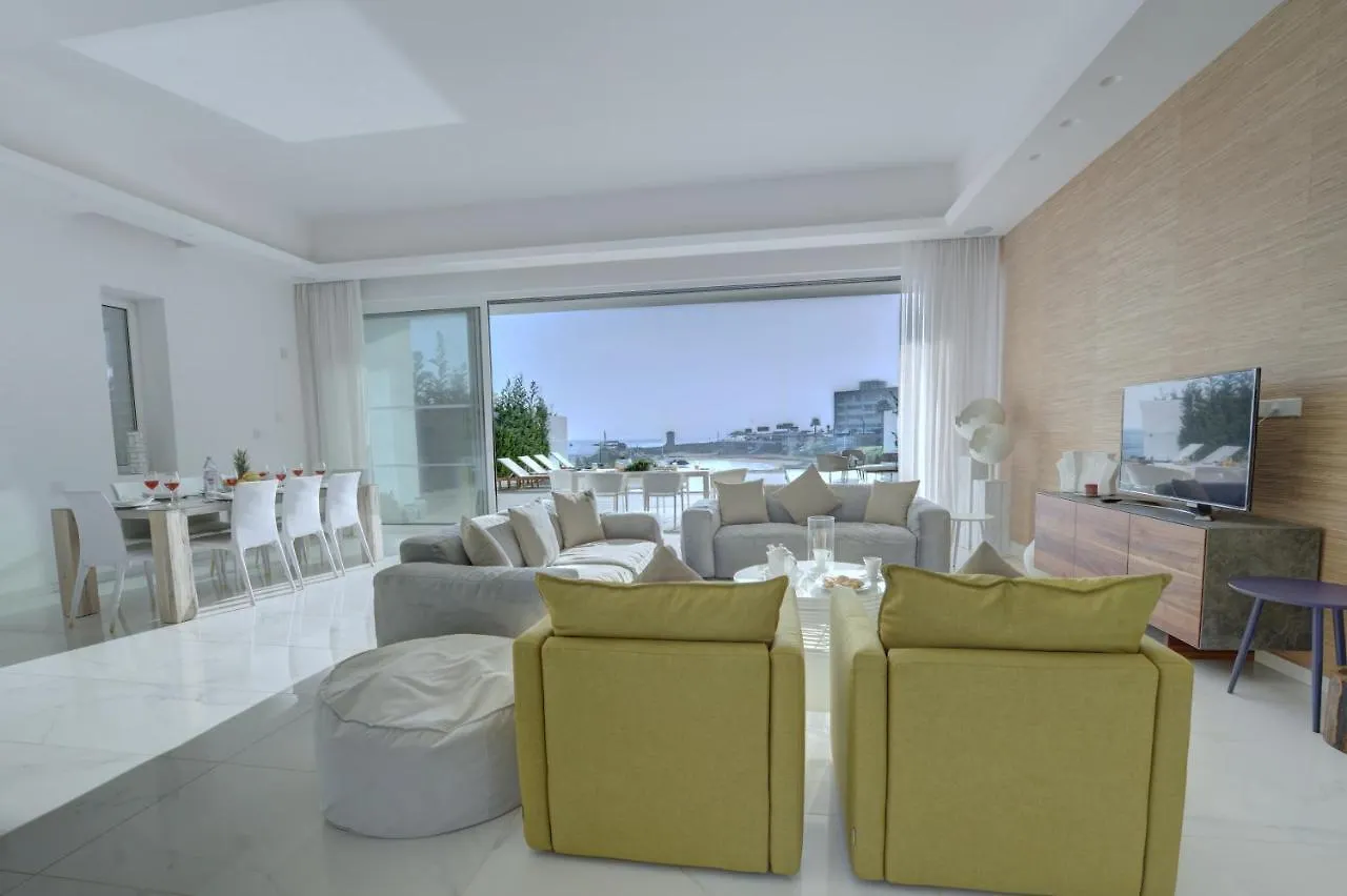 Vila Blue Waves Beachfront Protaras
