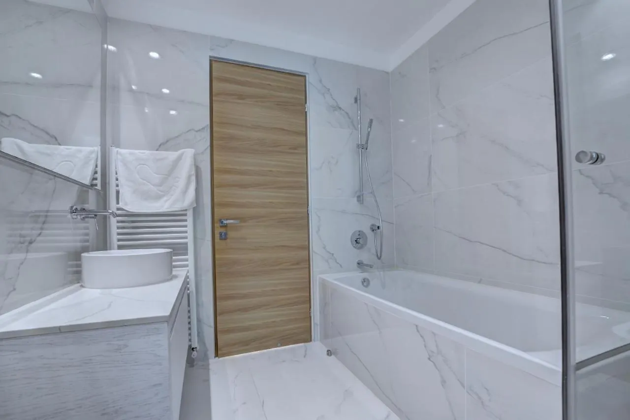 Blue Waves Beachfront Villa Protaras