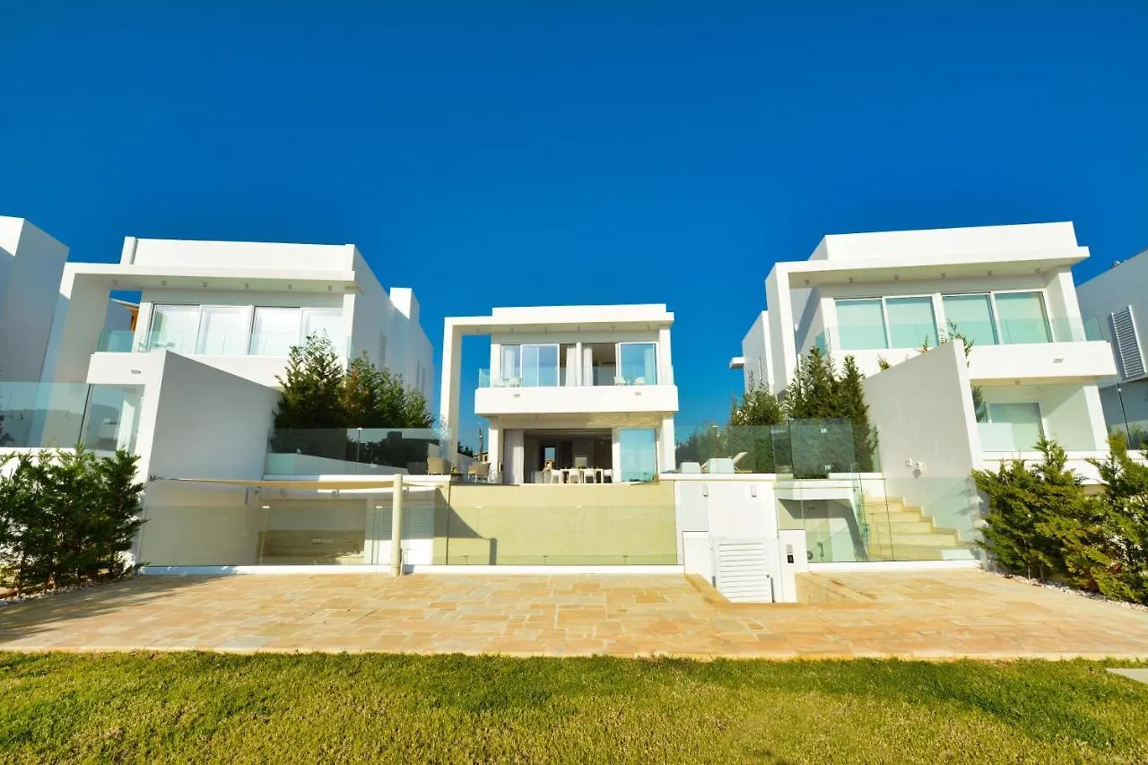 Vila Blue Waves Beachfront Protaras